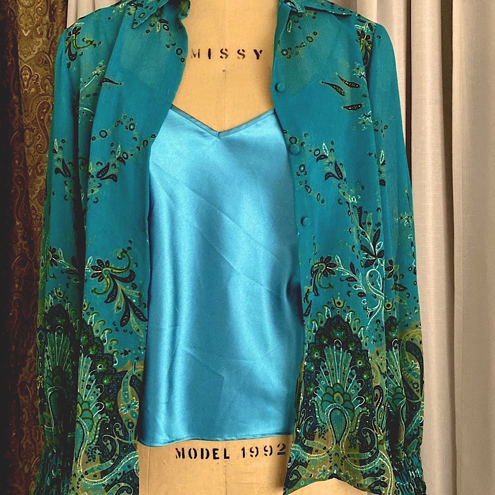 Antonio Melani Long Sleeve Blouse With A Basic Satn Matching Color